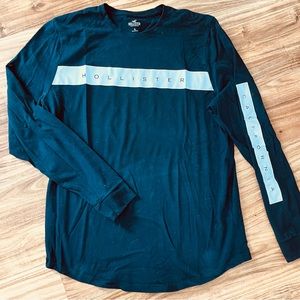 Bundle - 2 hollister long-sleeve t-shirts size XL but fits like a large